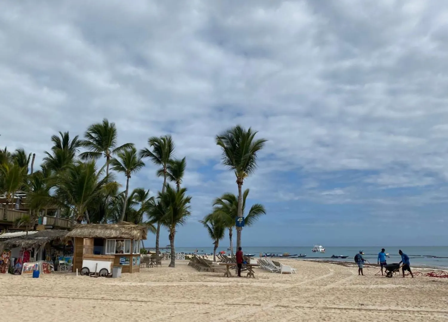 Happy Place Los Corales プンタ・カナ アパート