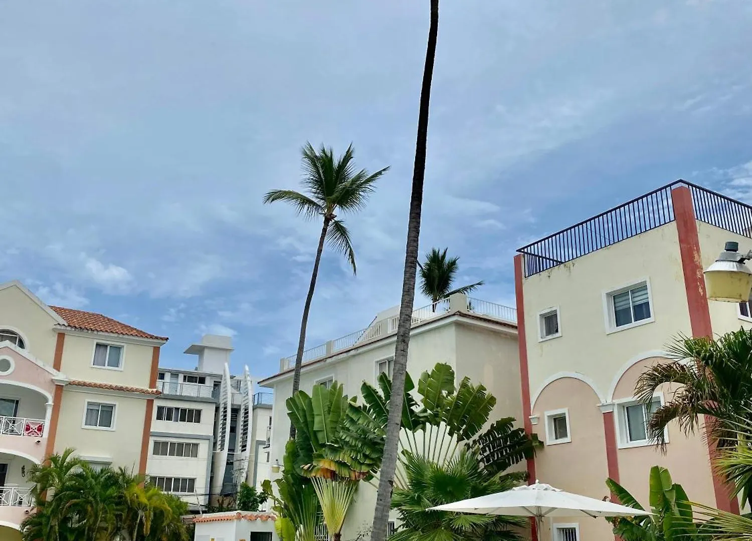 Happy Place Los Corales プンタ・カナ アパート